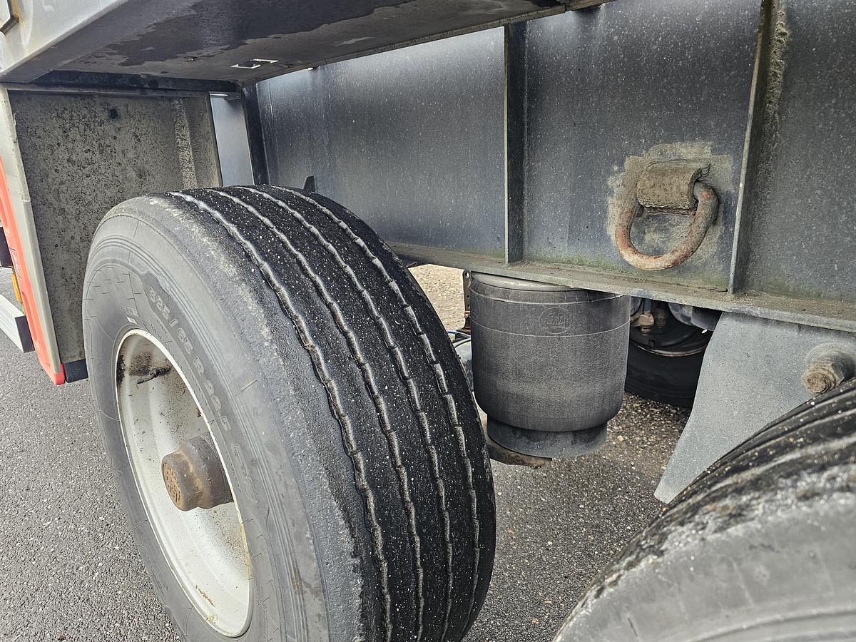 Gebruikt 2003 VAN HOOL 3B1096| FOR GAS BOTTELS| CHASSIS LIKE NEW| APK\TUV 04-10-2026. 11 MTR LONG.