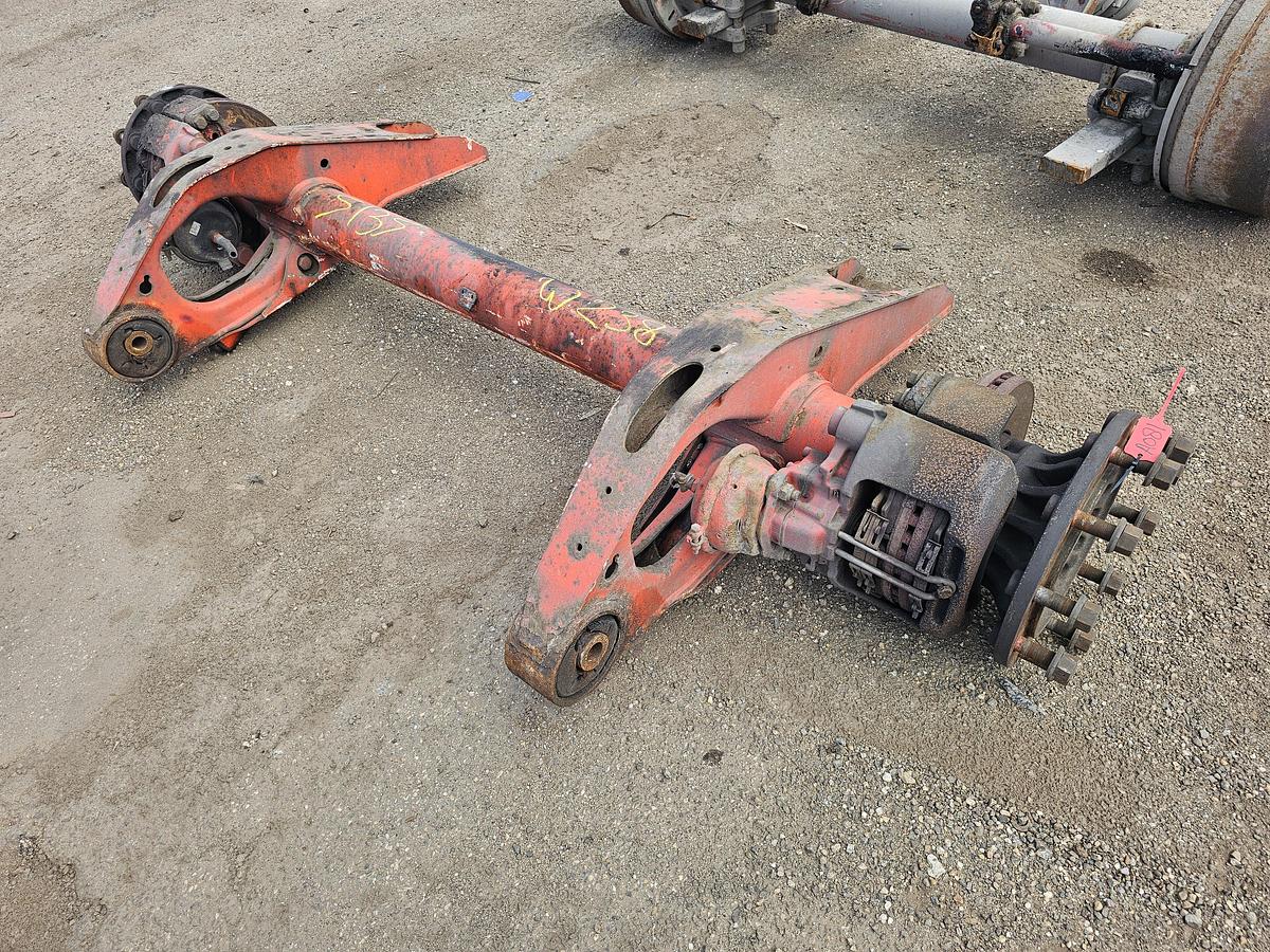 Used 2005 SAF SKRB9019W TRAILER AXLE.