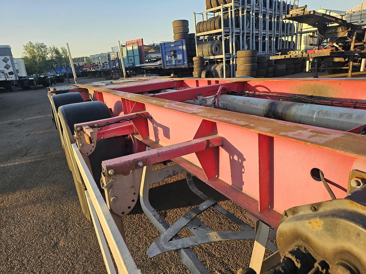 Gebruikt 2000 BURG BPO 12-27 CCXGX-00 / 20/30 FT|TANKCONTAINER\ADR/ BPW DRUM, TUV/APK/ 13-11-2026.