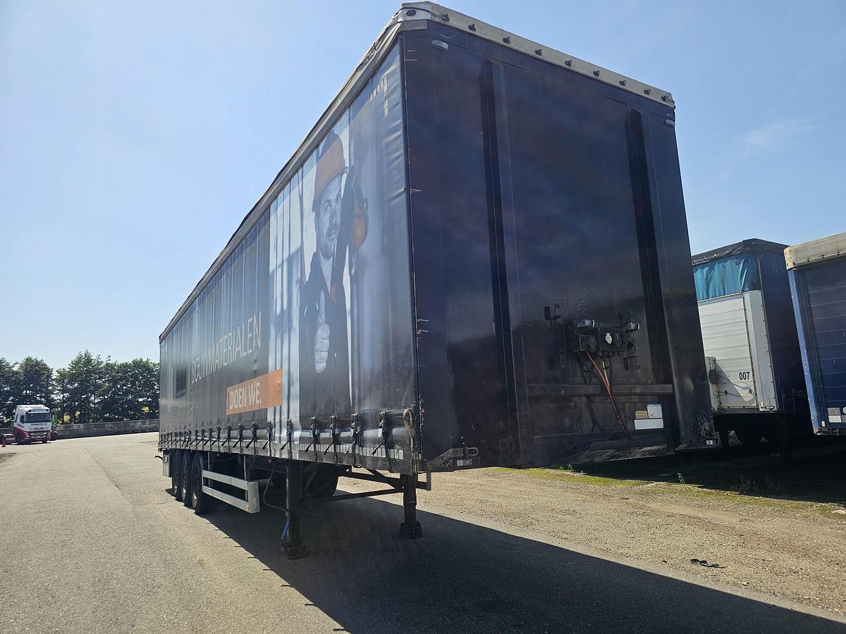 Gebruikt 2004 PACTON T3 001 /3 axle curtainsider /saf disc/ apk tuv/13-03-2027.