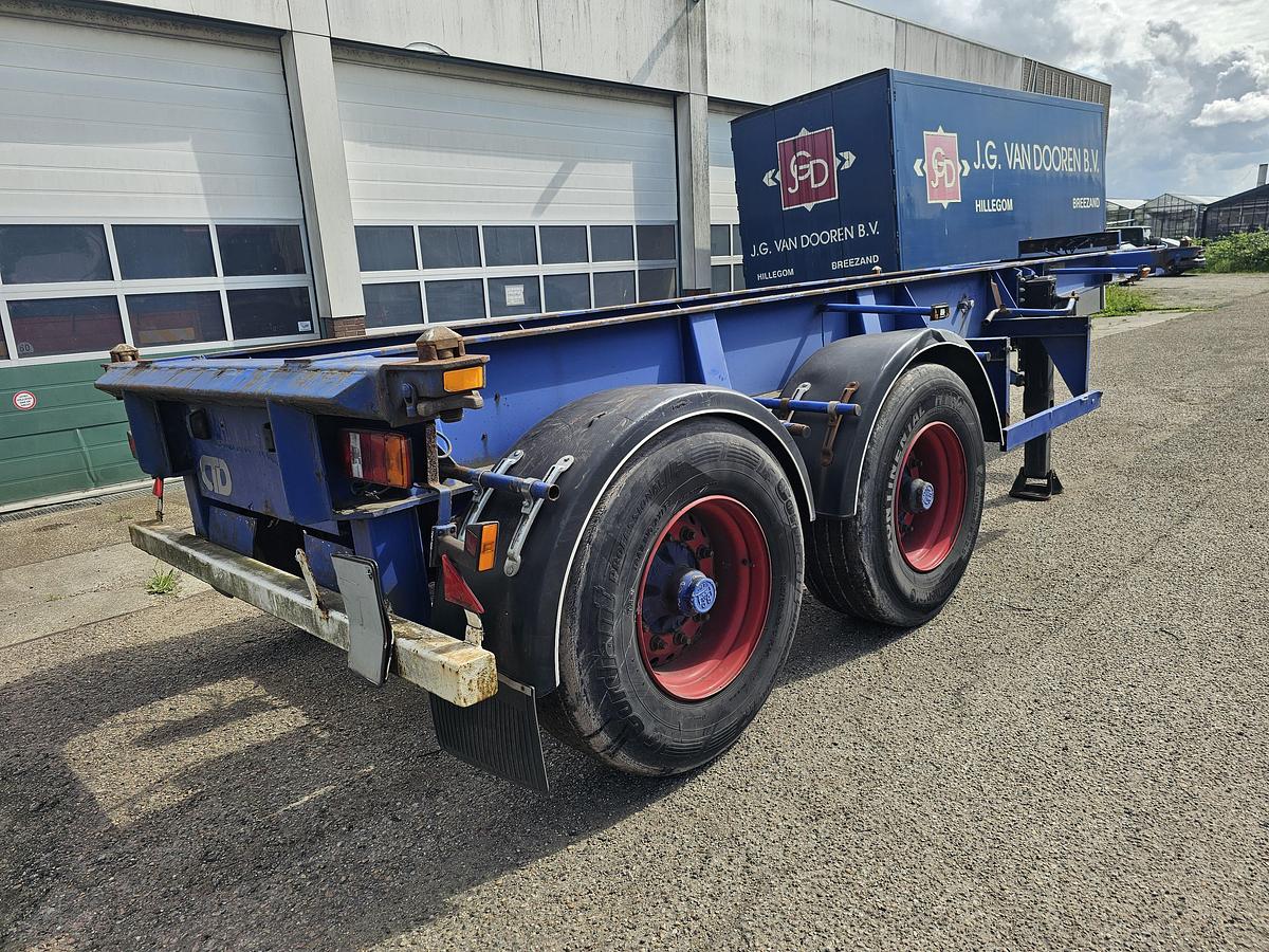 Gebruikt 2008 MKF METALLBAU CS 20 -20 FOOT- CONTAINER CHASSIS -HEAVY DUTY- BPW DRUM -STEEL SUSPENSION- GOOD QUALITY.