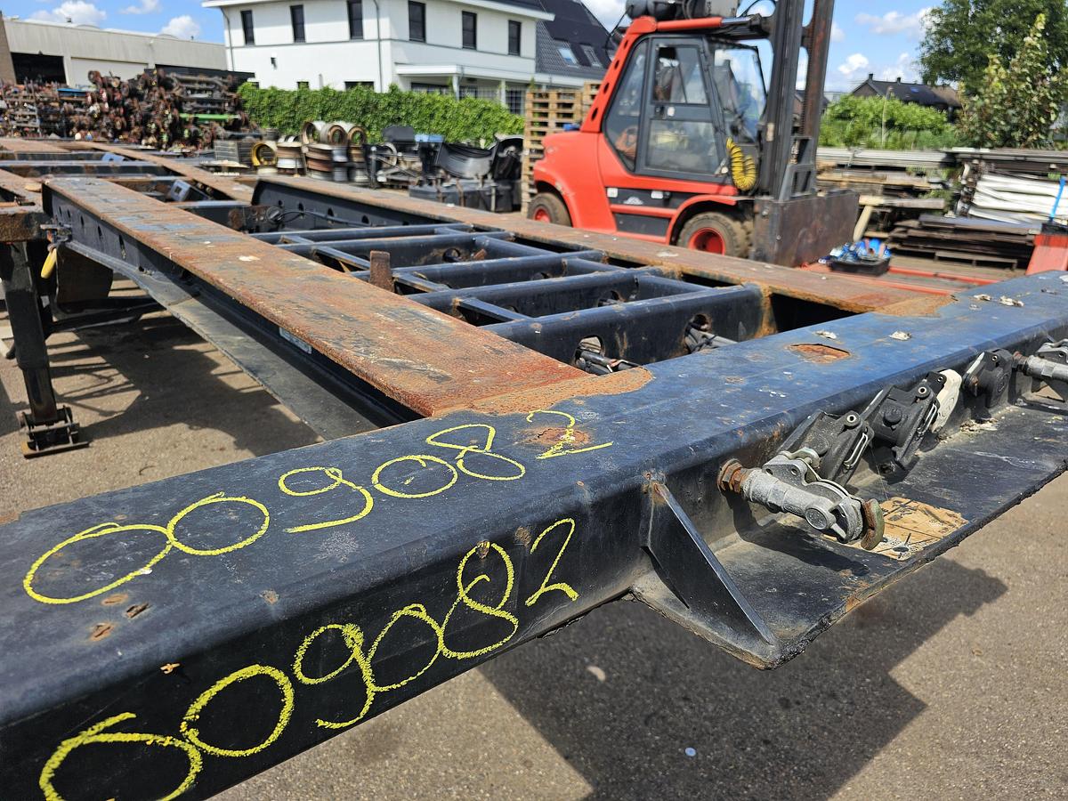 Used 2007 KRONE SD| EXTENDIBLE CHASSIS 40 FT 2 X 20 FT | BPW DISC.