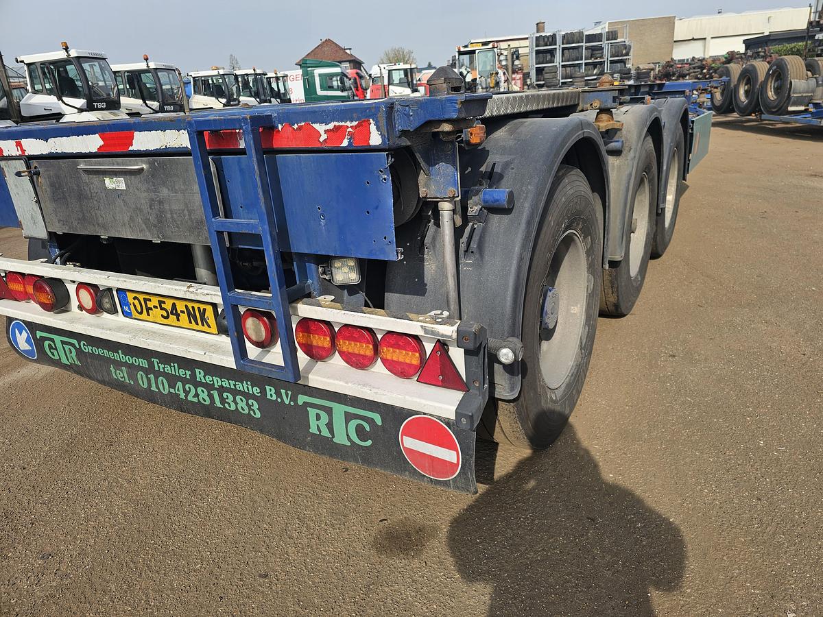 Gebruikt 1998 Van Hool 30 foot container chassis | tank container transport | saf Drum.