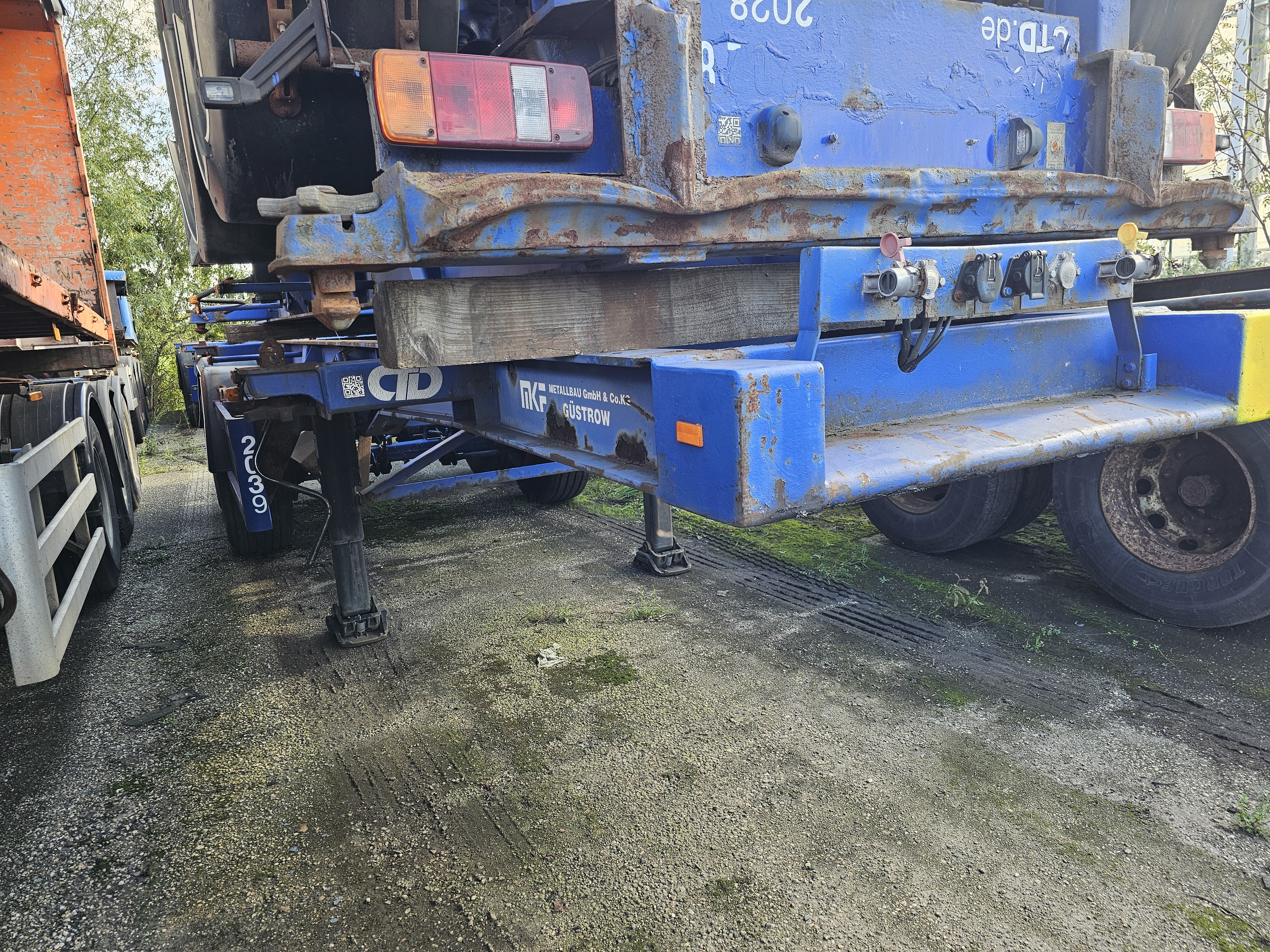 Gebruikt 2005 MKF METALLBAU CS 20 / STEEL SUSPENSION/ ROR DRUM.