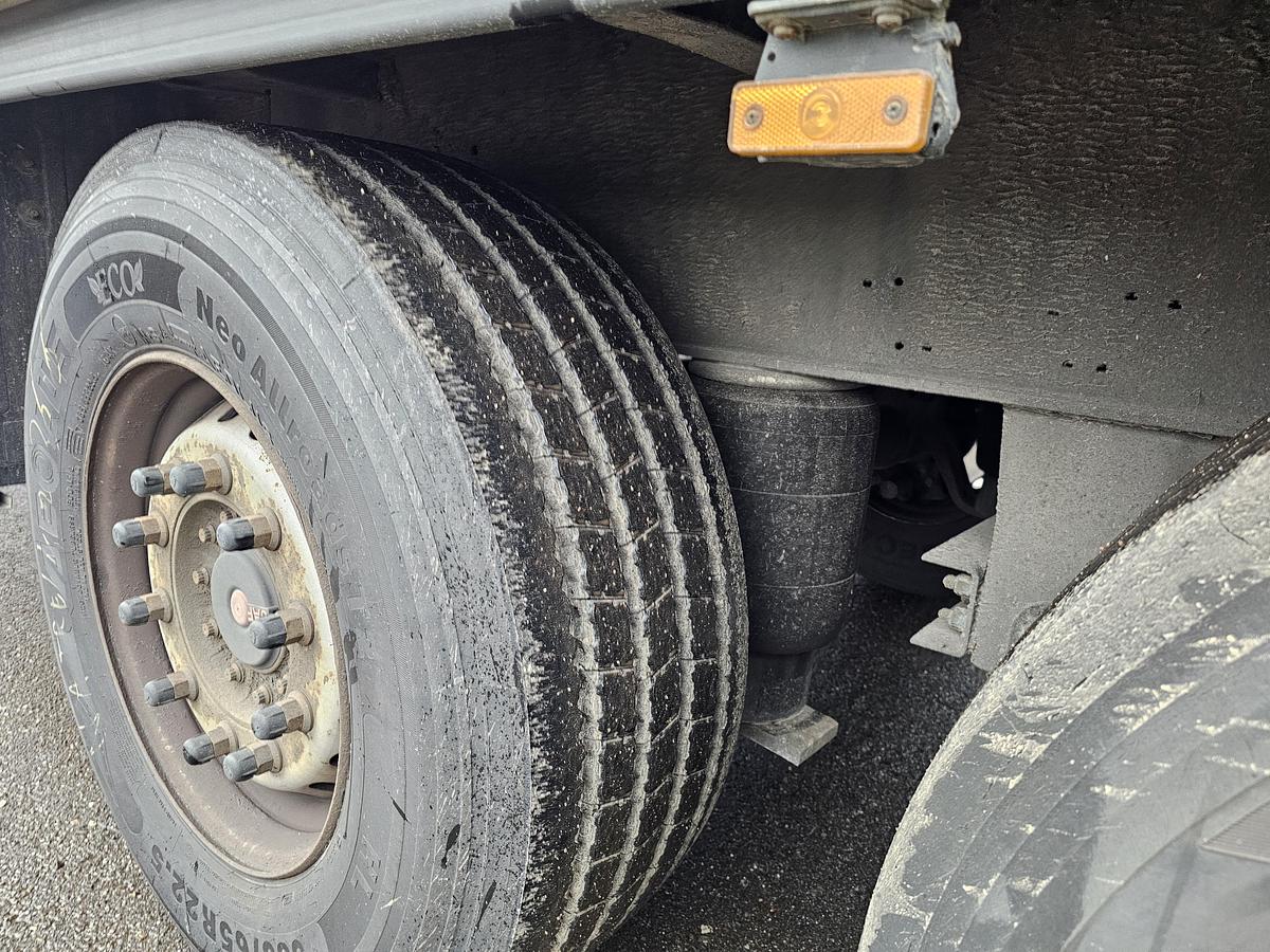 Gebruikt 2011 Schmitz Cargobull SCS24/L-1362 E B | NL TRAILER|SAF DISC| LOADING LIFT 2 TONS | APK TUV |29-06-2026