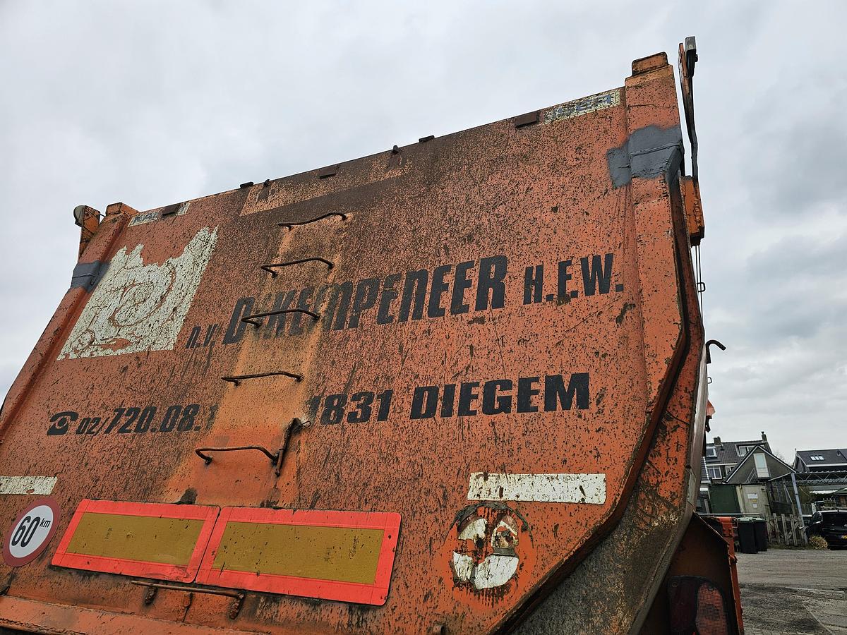 Gebruikt 2002 ROBUSTE KAISER. S3302G37 | TIPPER| STEEL CHASSIS STEEL BOX|SAF DRUM.