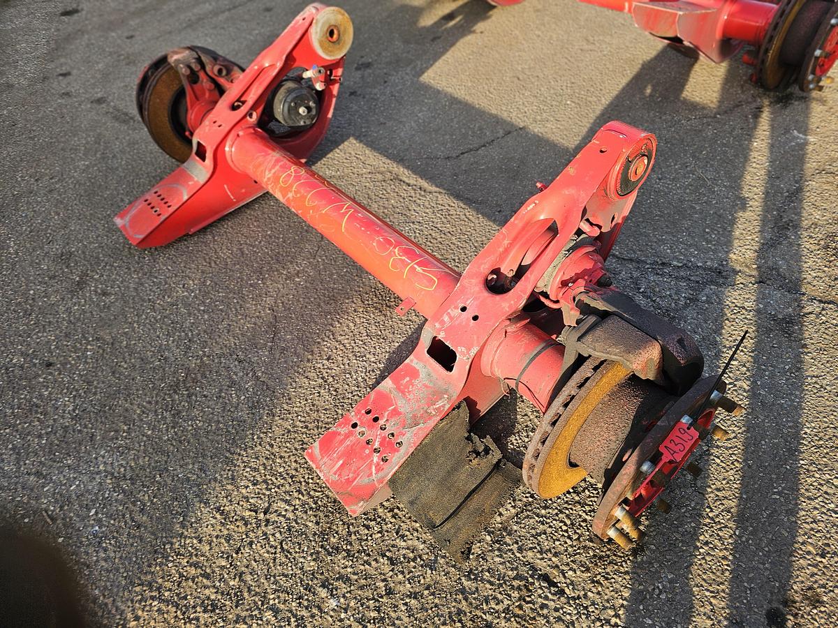 Gebruikt 2008 Saf trailer axle disc brakes. 3 PIECES