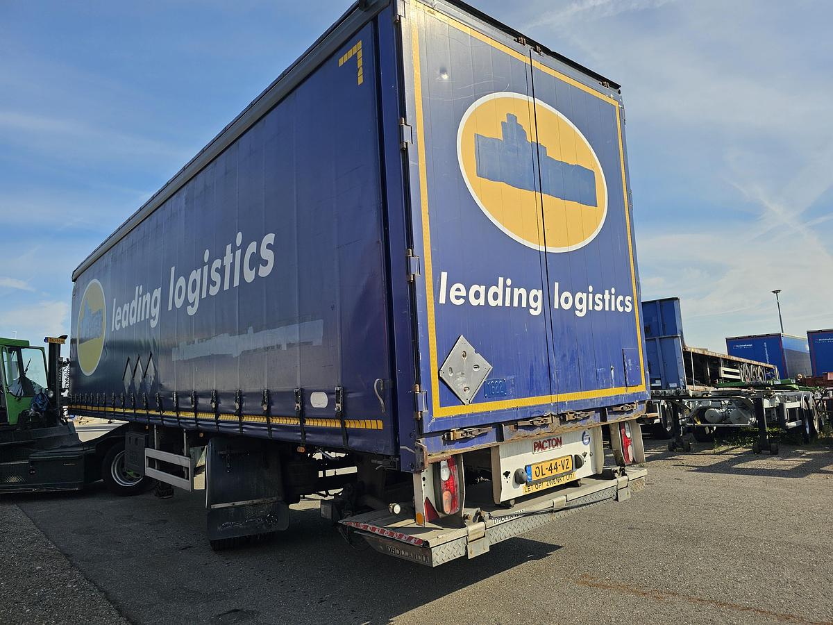 Used 2013 PACTON TBD.122 | SINGLE STEERING AXLE |UNDER SLIDING LOADING LIFT + BATTERIES| DAF DISC| APK /TUV 17-01-2025