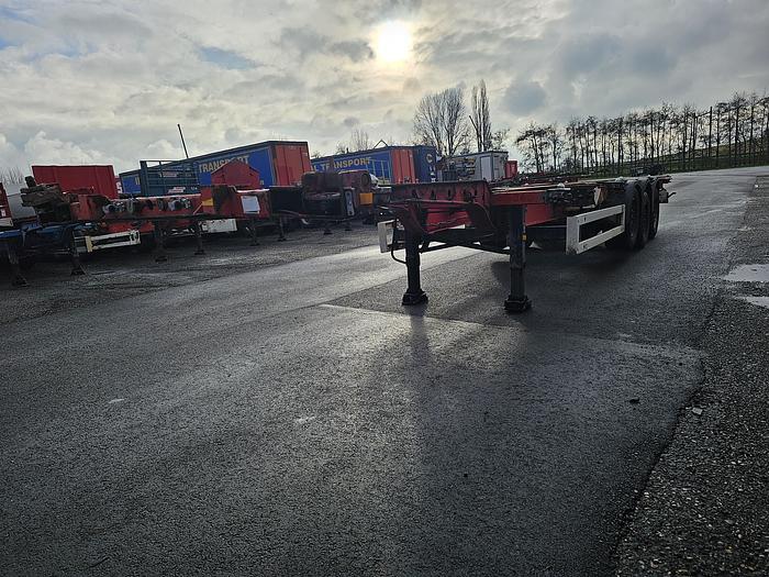 Used 2004 Krone| Sd 27| fixed chassis | 40 ft 2 x20 ft | light weight | 4870 kg.