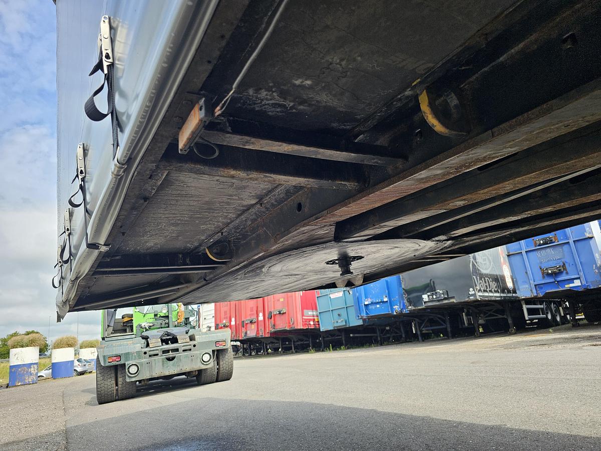 Used 2015 KRONE SD | DUTCH TRAILER|VALKX| APK / TUV 08-05-2026 | NEW TILTS.