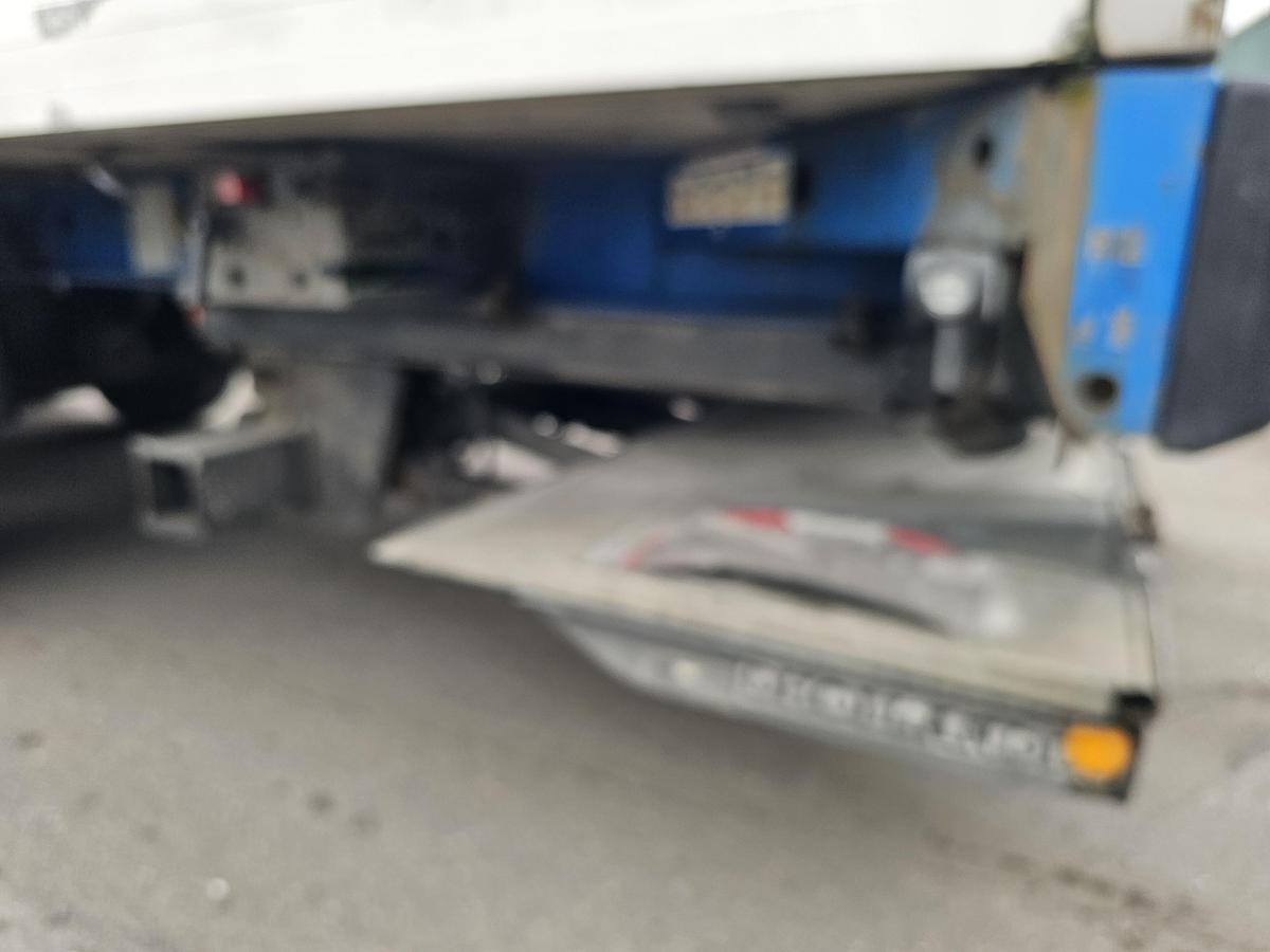 Gebruikt 2008 KRONE SD | FRIGE TRAILER WITH CARRIER | AND LOADING LIFT.