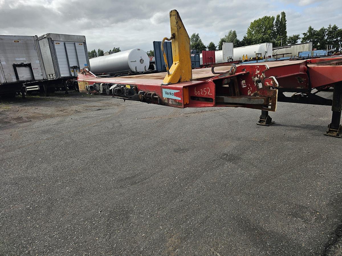 Used 2006 D-TEC  YARD CHASSIS |MULTI CHASSIS | ALL CONNECTIONS| NO DOCUMENTS | 3 PIECES.