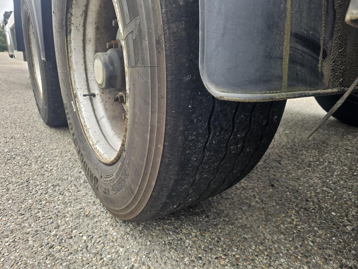 Gebruikt 2015 TURBO,S HOET N/A 40 FOOT 30 FOOT 20 FOOT. EXTENDIBLE /ADR/BPW DISC.