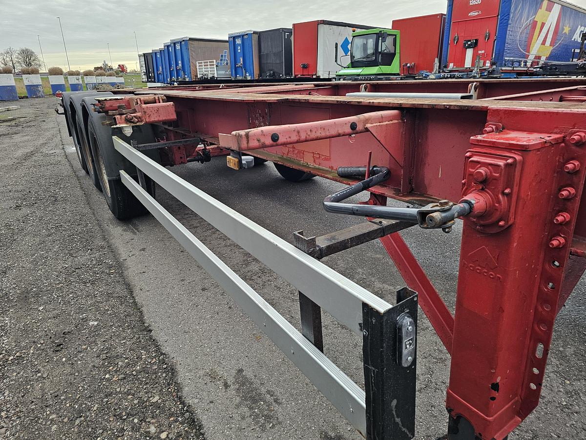 Gebruikt 2003 GROENEWEGEN 45 CC-16-27 TUN | 45 ft 40 ft 2 x 20 fFT | dutch chassis OH-08-JB | bpw drum.