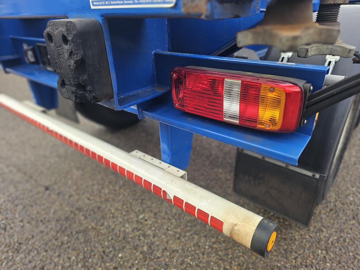 Gebruikt 2018 MENKE JANZEN 40 FOOT STRAIGHT / 2 X 20/30 FOOT./ BPW DRUM / STEEL /STEEL SUSPENSION / LIKE NEW.