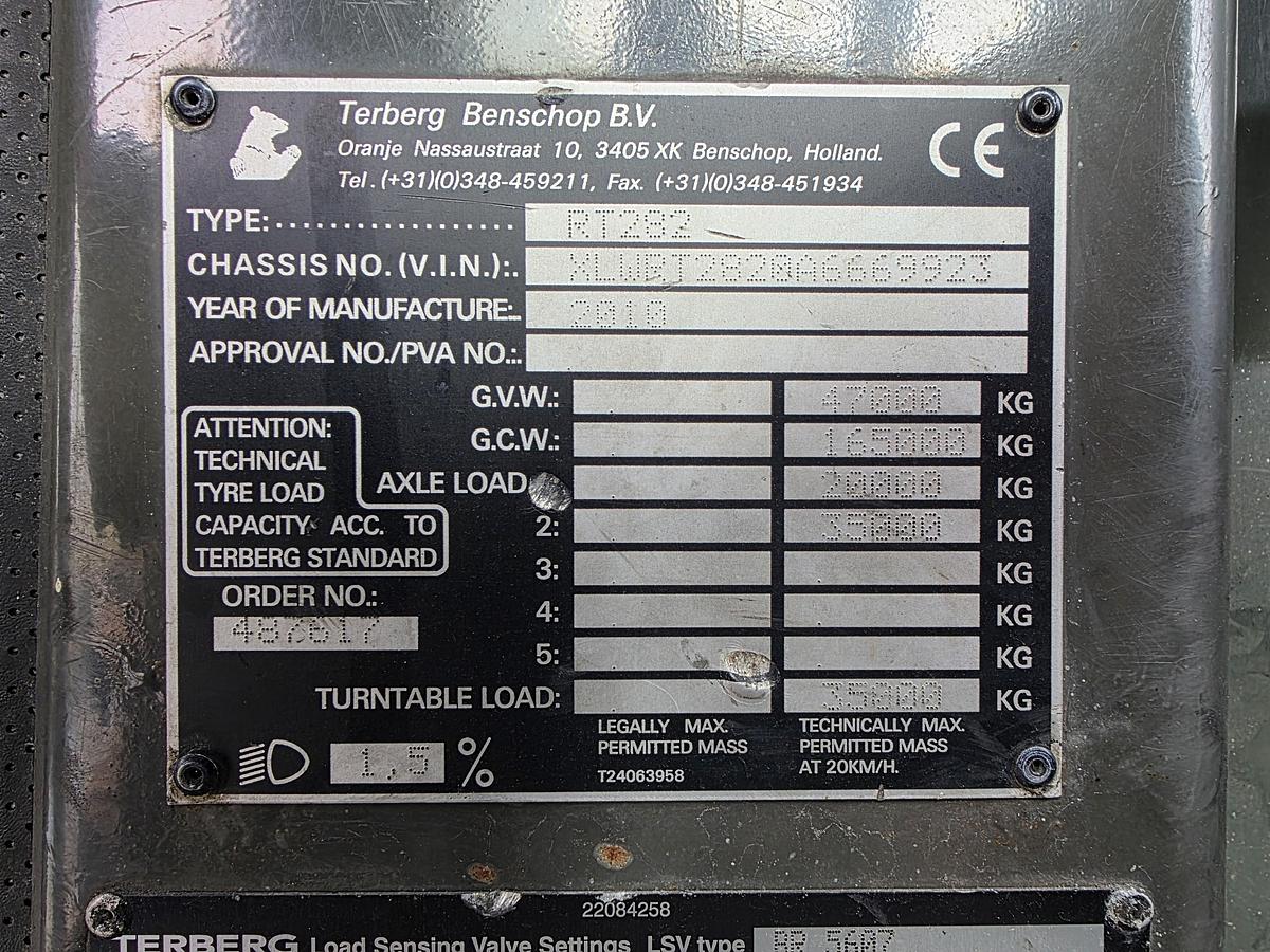 Gebruikt 2010 TERBERG RT 282 | 4X4 |TURNING CHAIR| AUTOMATIC GEAR|24869 HOURS.