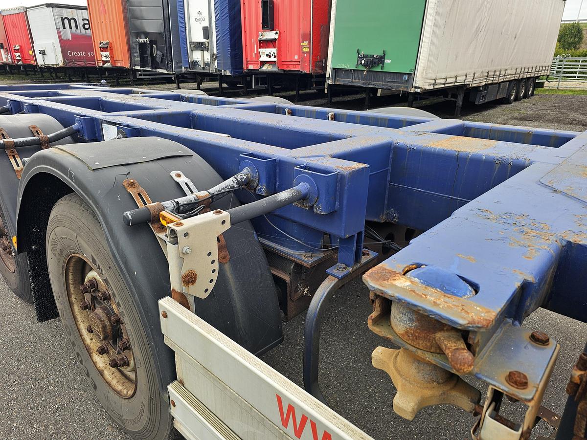 Used 2010 FLIEGL 04/DA 08 | ALL CONNECTIONS | 2 X EXTENDIBLE | BPW DISC.
