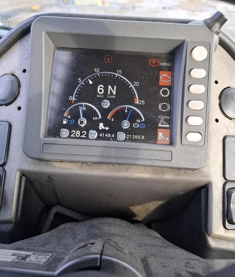 Gebruikt 2017 TERBERG RT283 | TERMINAL TRACTOR 4X4| TURNING CHAIR. | AUTOMATIC GEAR | 20000HOURS| 4 PIECES|LEASING 1610  EURO MND