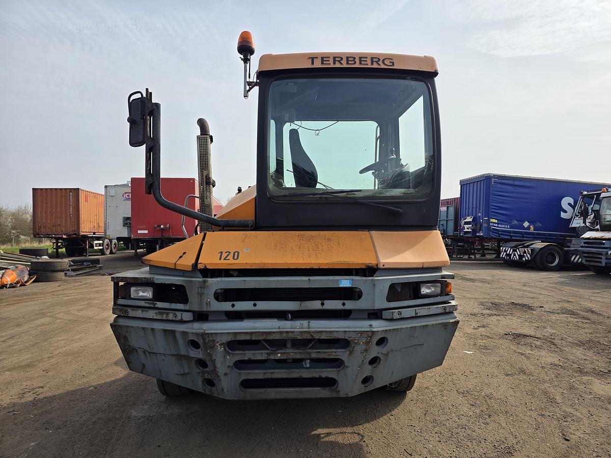 Gebruikt 2007 TERBERG RT222 |4X4| TURNING CHAIR| AUTOMATIC GEAR| WORKING MACHINE.