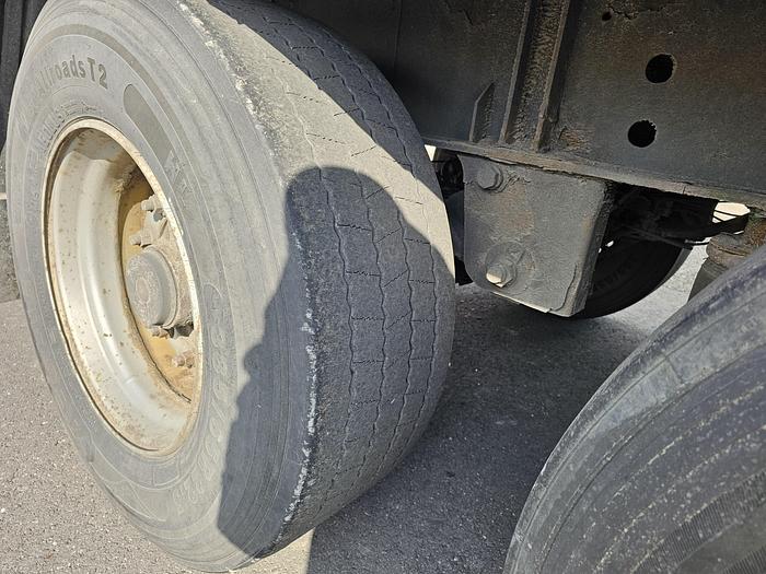 Used 2008 Pacton T3 011 | 3 AXLE CURTAINSIDER | SAF drum.