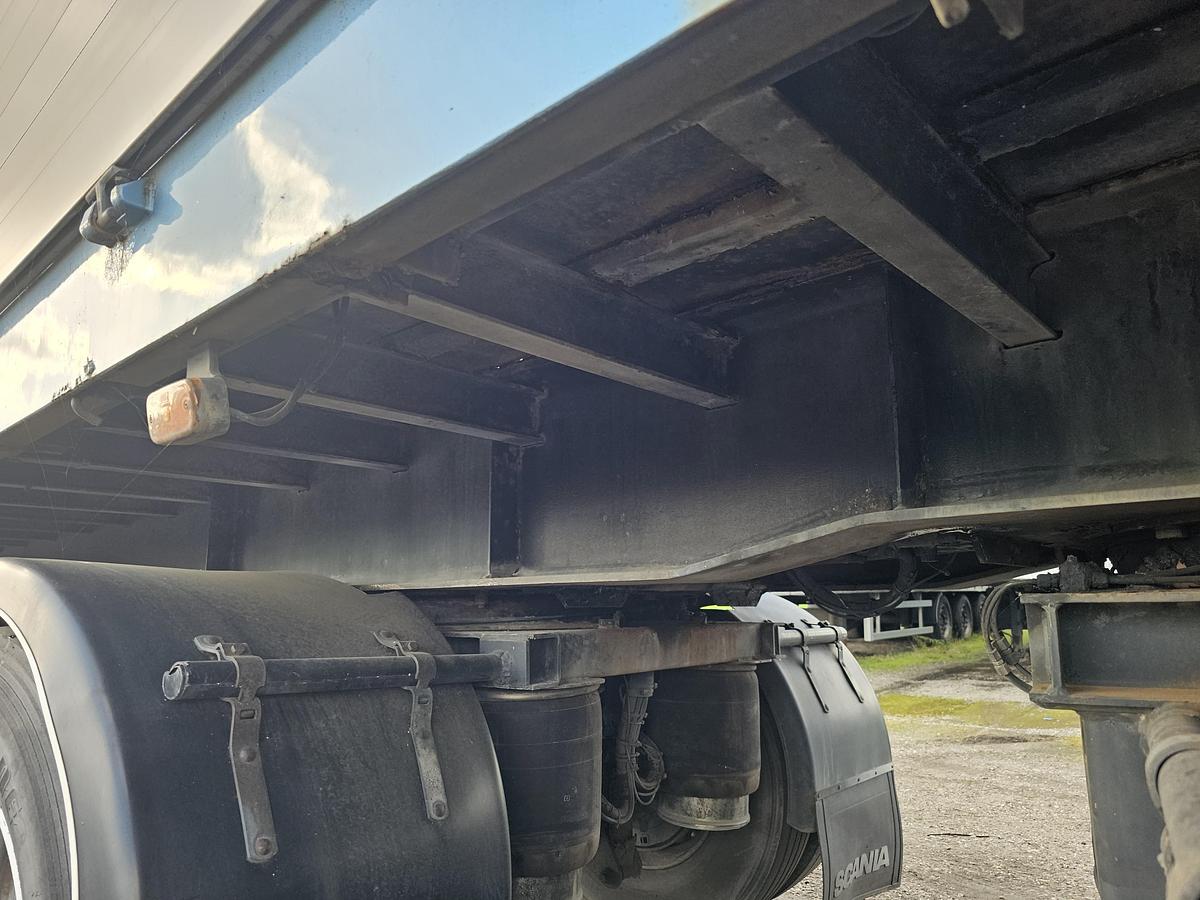 Gebruikt 1995 JUMBO DO 300 S/ 2 X STEERING /BPW DRUM / DOUBLE TIRES/ LIFT AXLE