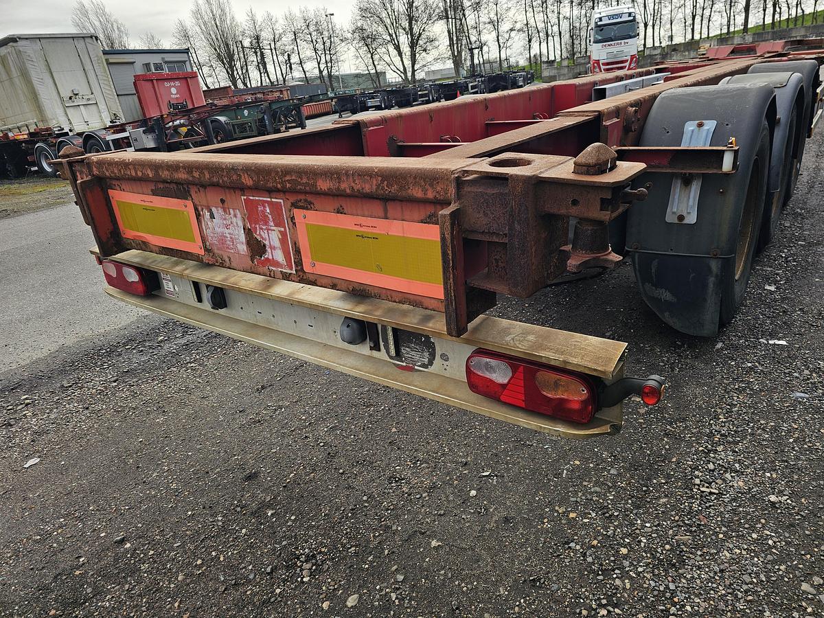 Gebruikt 2001 RENDERS euro 800 | 40 ft | Bpw drum.
