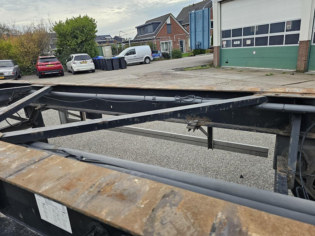 Gebruikt 2001 desot OPL/3AT/38/99/SSR| SAF DISC | VERY LIGHT 3812 KG.| TUV /APK. 05-12-2025.