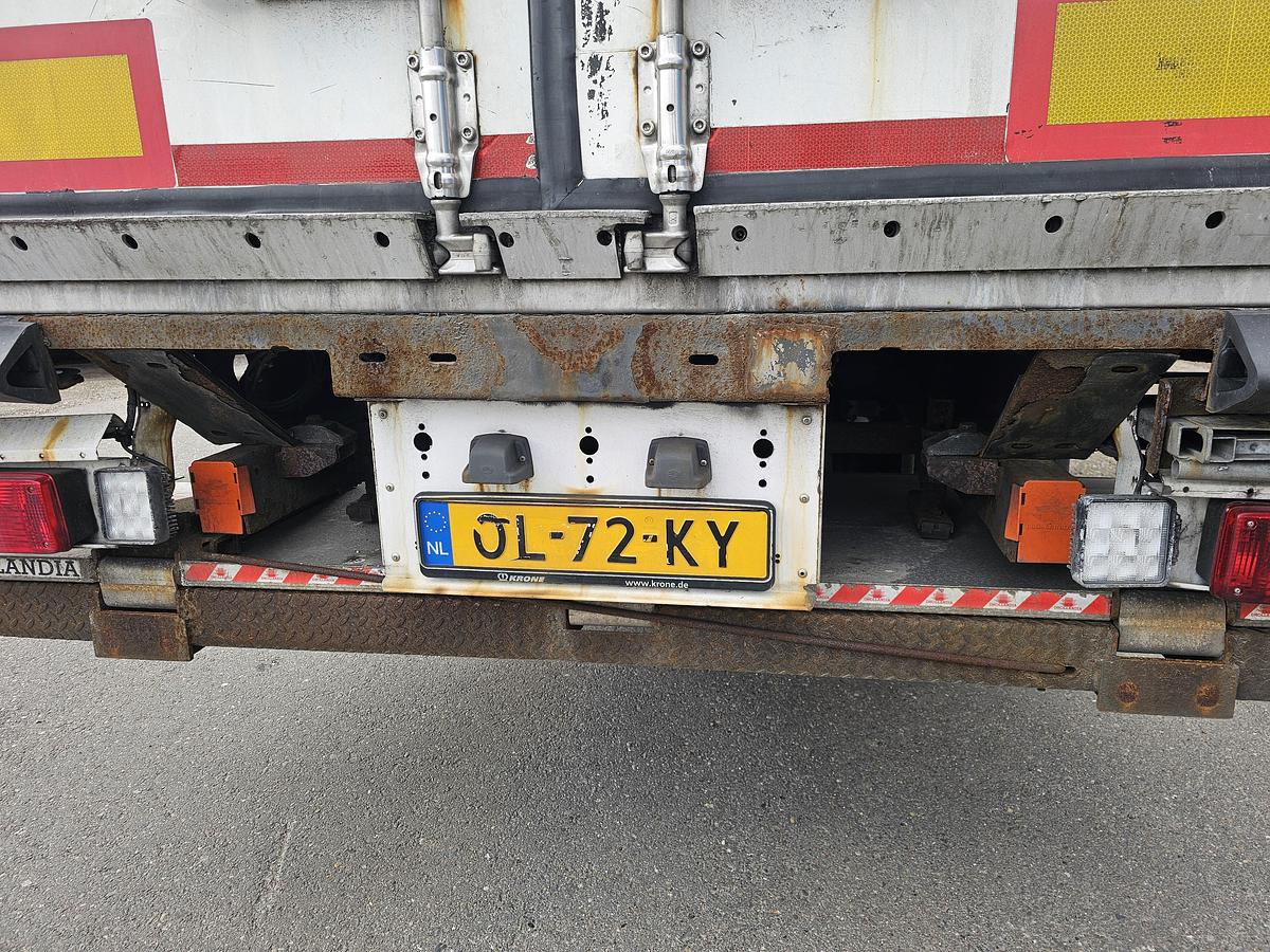 Gebruikt 2011 KRONE SD|DOPPELSTOCK | CARRIR VECTOR 1550| BPW DISC | APK /TUV 26-08-2016 |LOADING LIFT | 2 LIFT AXLES.