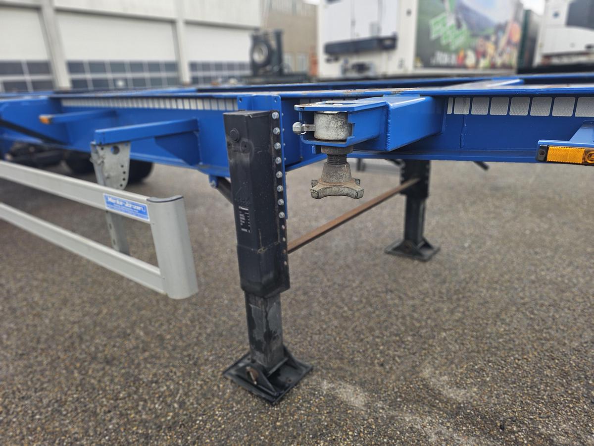 Gebruikt 2018 MENKE JANZEN 40 FOOT STRAIGHT / 2 X 20/30 FOOT./ BPW DRUM / STEEL /STEEL SUSPENSION / LIKE NEW.