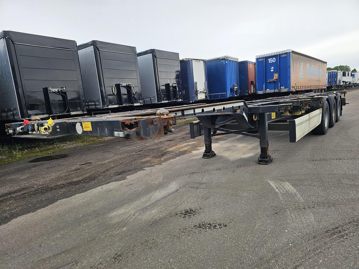 Gebruikt 2015 KRONE SD | 40 FT|2 X 20 FT | BACK SLIDER |HIGHCUBE.| APK /TUV 12-01-2027 |5 PIECES.
