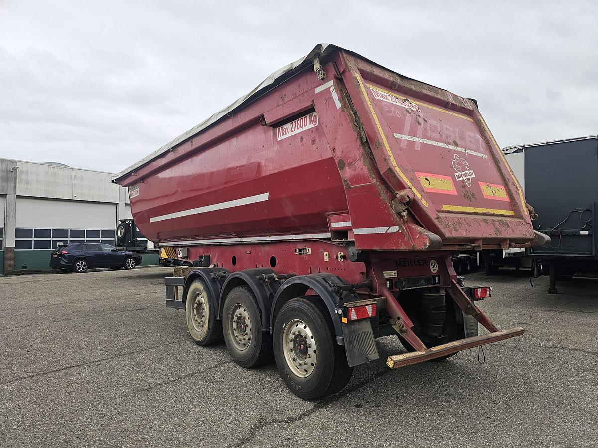 Gebruikt 2013 MEILLER MHPS 12/27/LOSS4, STEEL TIPPER / 30 M3/ SAF DISC / LIFT AXLE.