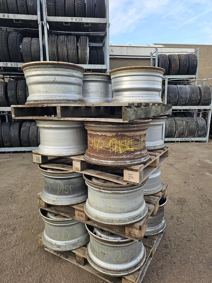 Gebruikt 2010 MICHELIN 11.75 X 22.5