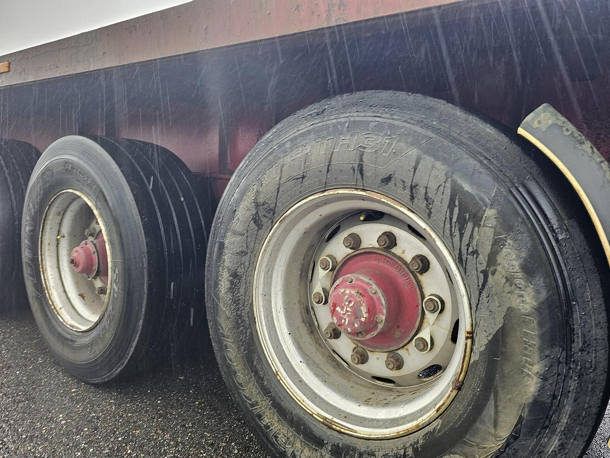 Used 1988 RENDERS ROC 12-27 N14 HEAVY DUTY 3 AXLE SEMITRAILER STEEL FLOOR.| SAF DRUM