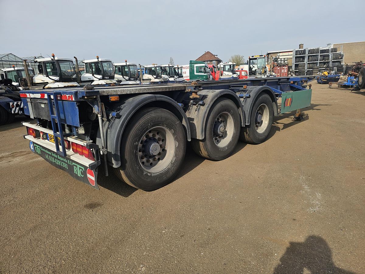 Gebruikt 1998 Van Hool 30 foot container chassis | tank container transport | saf Drum.