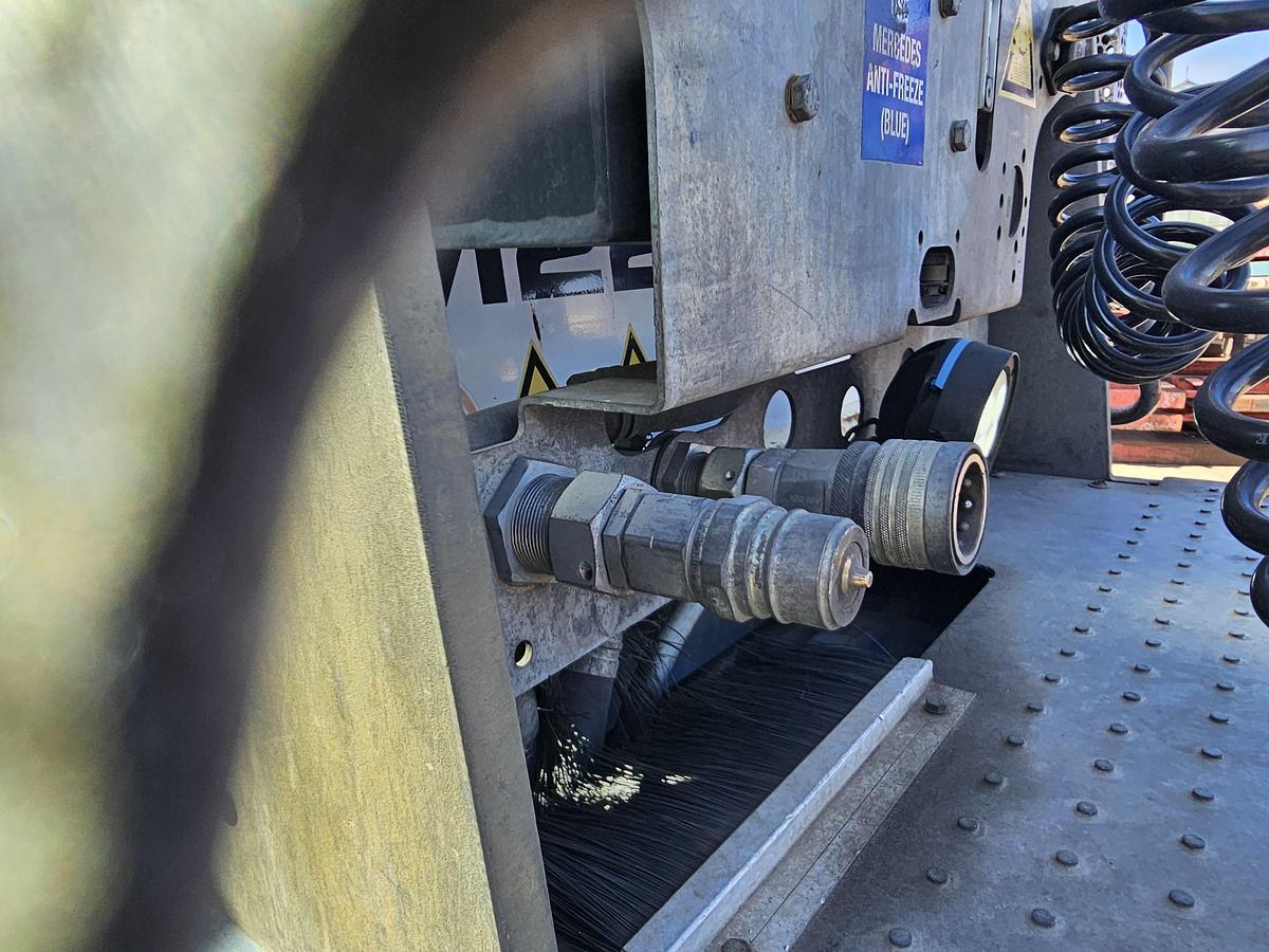 Gebruikt 2016 TERBERG RT283 | TERMINAL TRACTOR 4X4| TURNING CHAIR. | AUTOMATIC GEAR |19208 HOURS h HYDRAULIC SYSTEM.