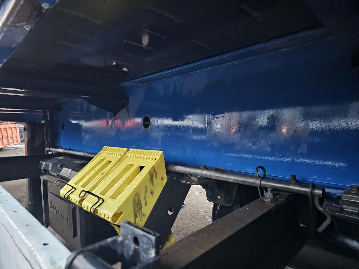 Gebruikt 2015 KRONE SZ| 2 AXLE CITY TRAILER | STEERING AXLE. BPW DISC. LOADING LIFT. TUV BELGIUM 18-06-2026