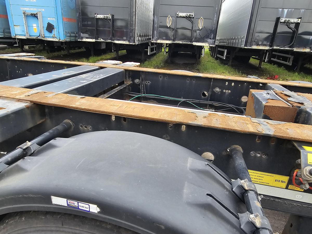 Gebruikt 2015 KRONE SD | 40 FT|2 X 20 FT | BACK SLIDER |HIGHCUBE.| APK /TUV 12-01-2027 |5 PIECES.
