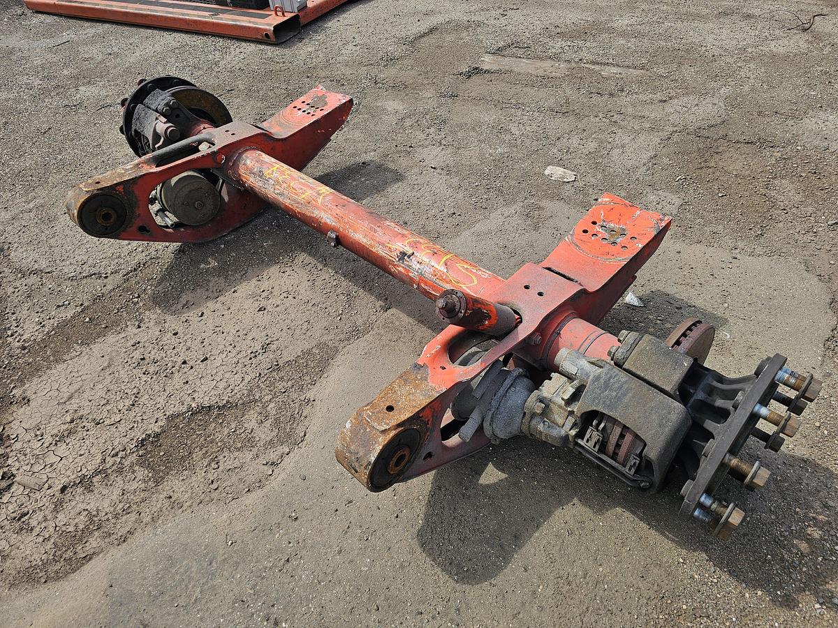 Used 2005 SAF SKRB9019W TRAILER AXLE.