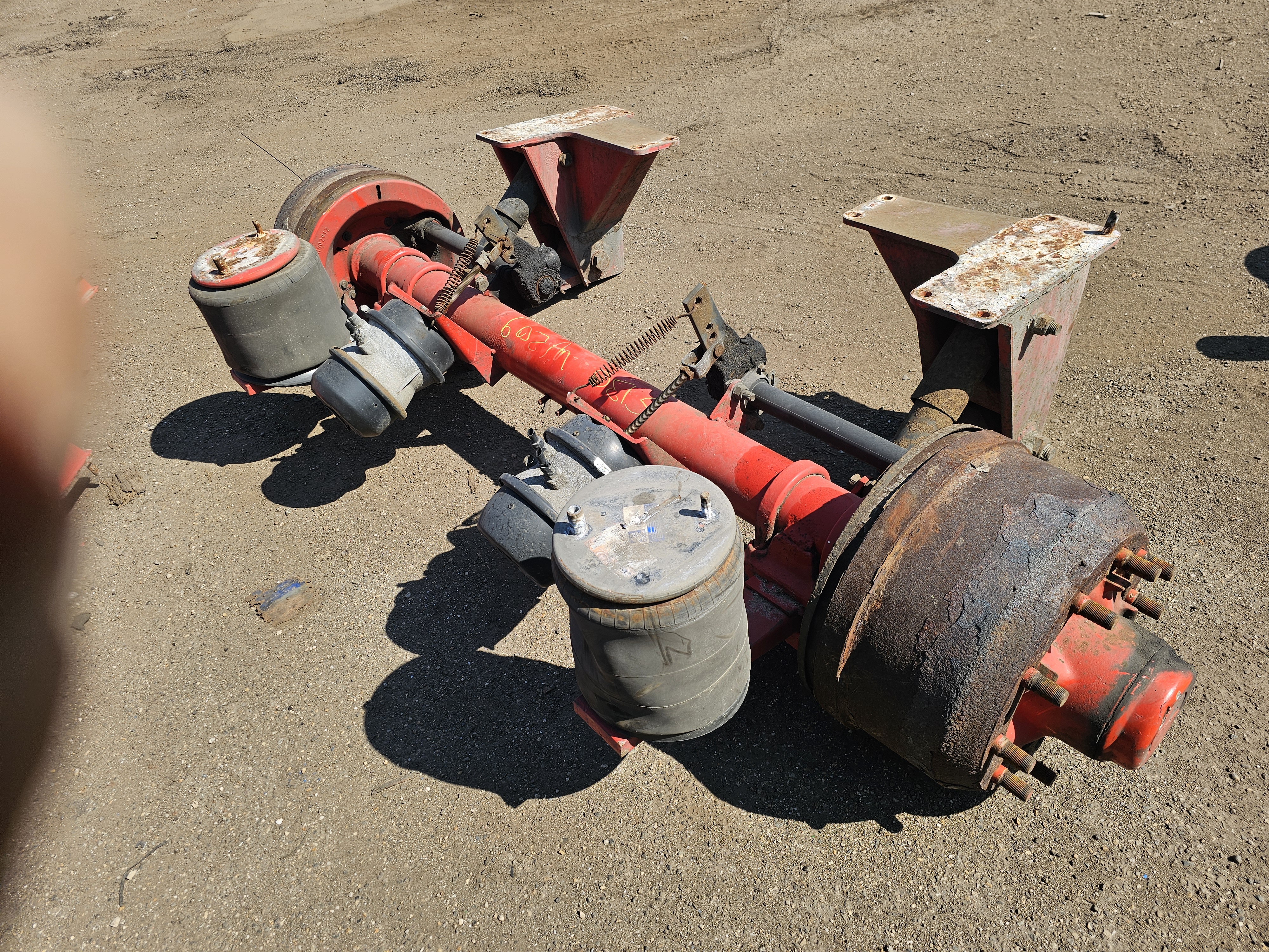 Gebruikt 2005 SMB TRAILER AXLE SINGLE TIRE DRUM