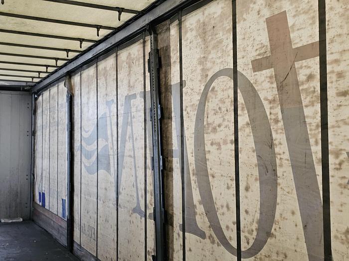 Used 2015 SCHMITZ CARGOBULL SCB.S3T | SAF DISC | GALVANISED CHASSIS .