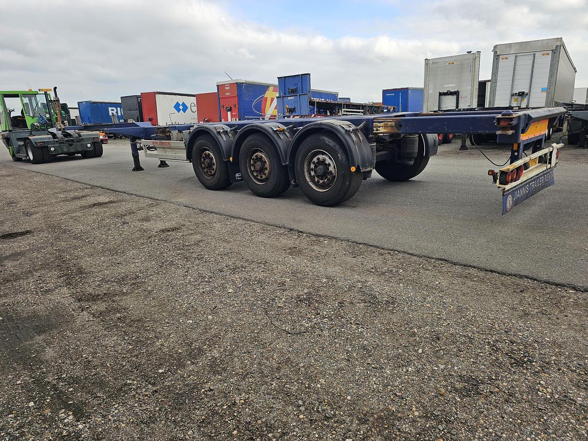 Used 2010 FLIEGL 04/DA 08 | ALL CONNECTIONS | 2 X EXTENDIBLE | BPW DISC.