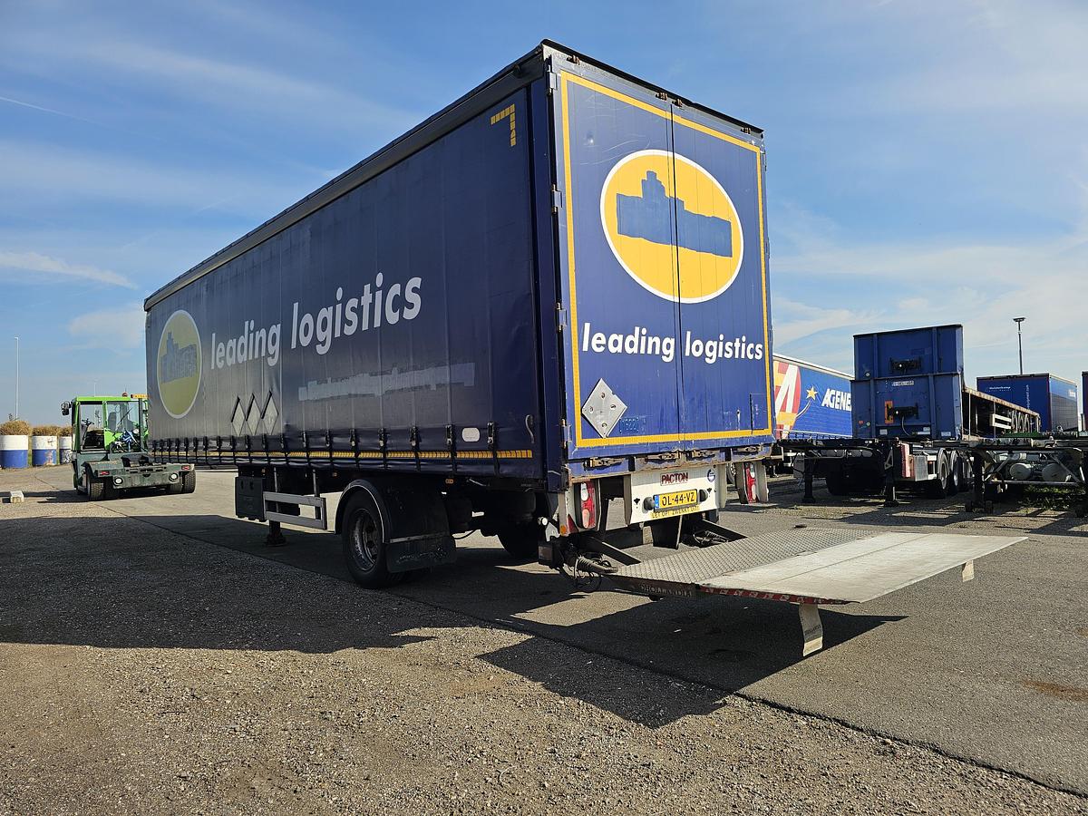 Used 2013 PACTON TBD.122 | SINGLE STEERING AXLE |UNDER SLIDING LOADING LIFT + BATTERIES| DAF DISC| APK /TUV 17-01-2025