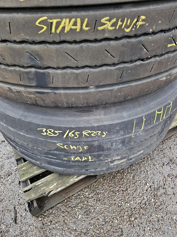 Gebruikt BRIDGESTONE , CONTI  TRAILER TIRE