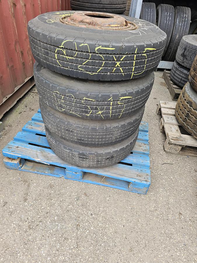 Used 2010 bridgestone / firestone / michelin/ dunlop/goodyear/enz. 385/55 R 22.5 | 385/65 R 22.5 | 425/65 R 22.5 | 445/65 r 22.5 | 435/50 R 22.5|265/55R 19.5