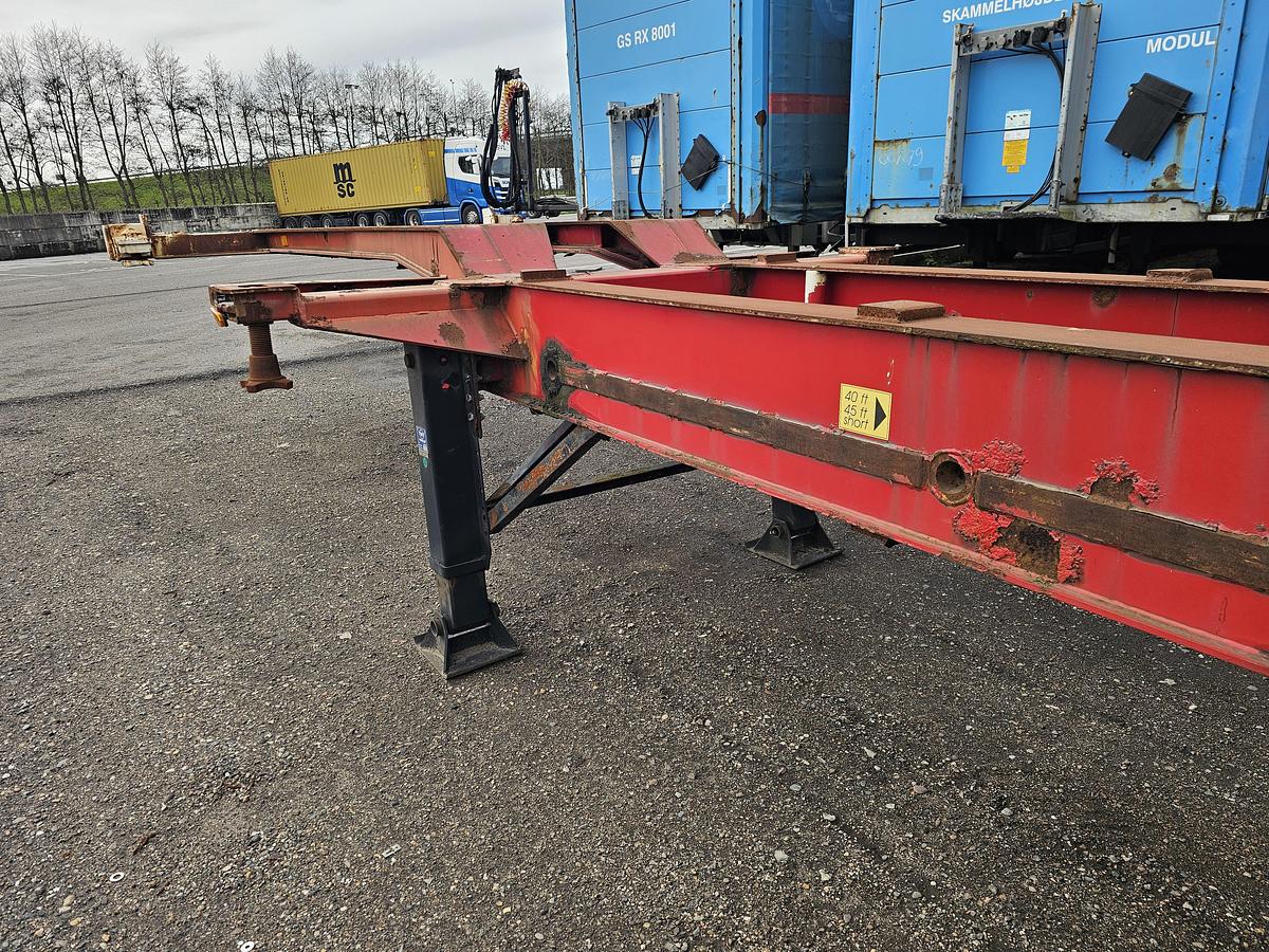 Gebruikt 2001 RENDERS euro 800 | 40 ft | Bpw drum.