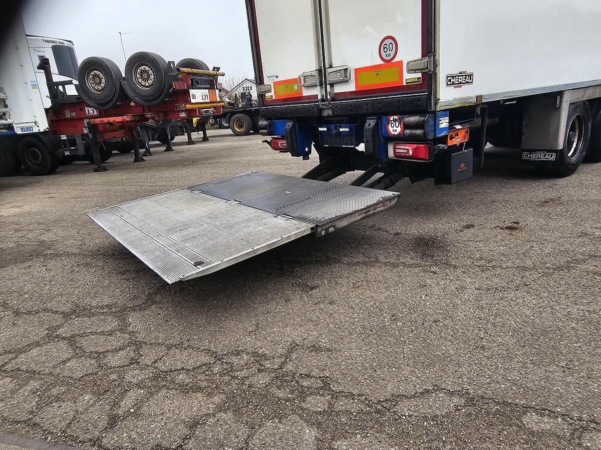 Gebruikt 2018 CHEREAU iNOGAM/TYPE 1507 | CARRIER VECTOR 1950| DE HOLLANDIA 2500 KG |BPW DISC| TUV 02-08-2026.