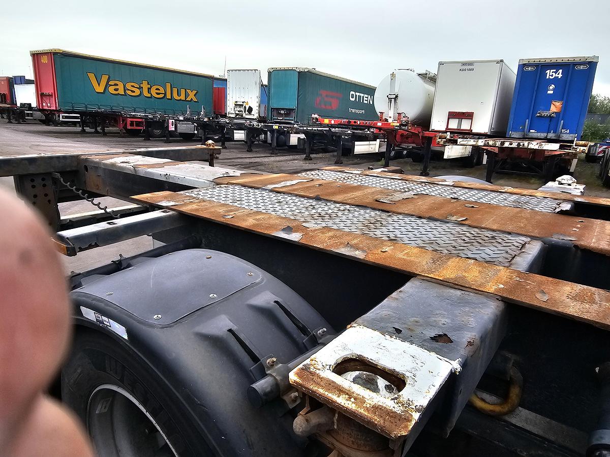 Gebruikt 2015 KRONE SD | 40 FT|2 X 20 FT | BACK SLIDER |HIGHCUBE.| APK /TUV 12-01-2027 |5 PIECES.