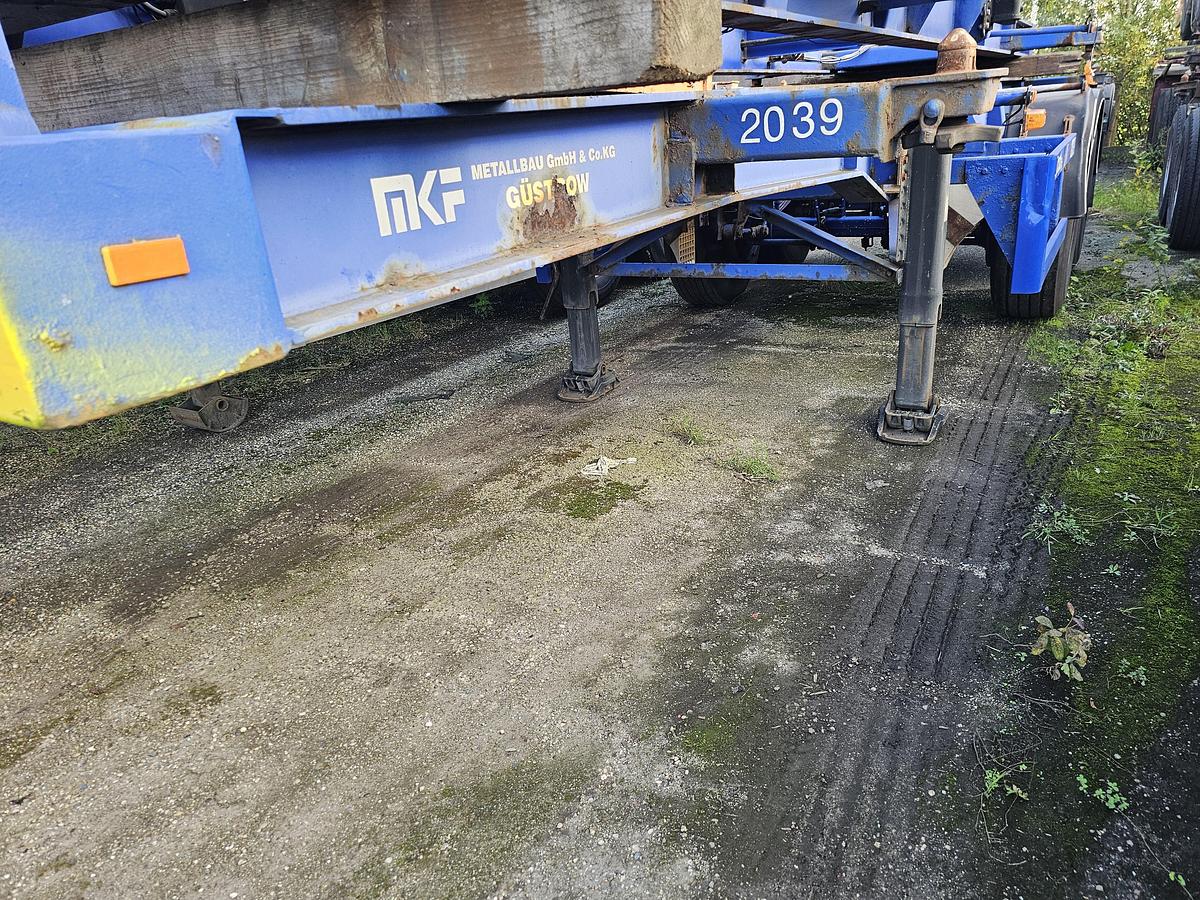 Gebruikt 2006 MKF METALLBAU CS 20 / STEEL SUSPENSION/ ROR DRUM.