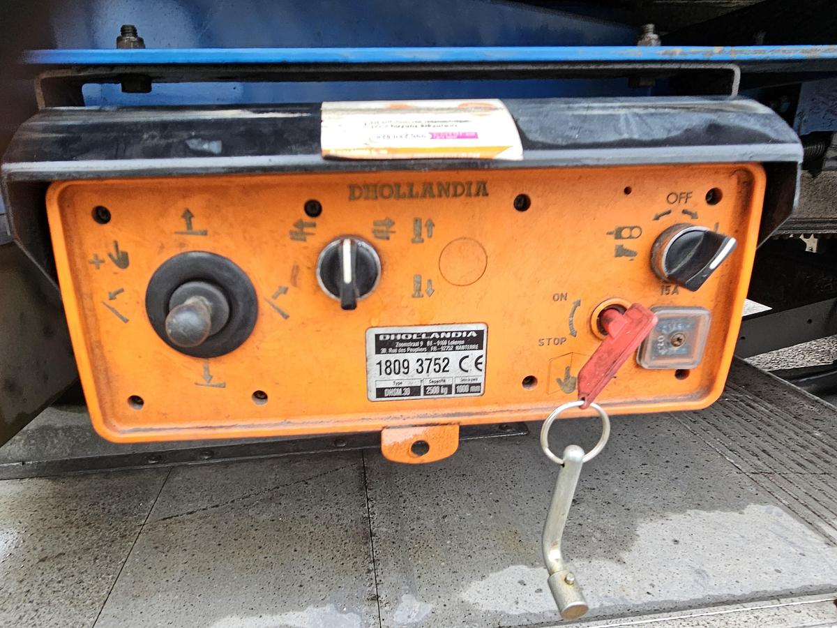 Gebruikt 2018 CHEREAU iNOGAM/TYPE 1507 | CARRIER VECTOR 1950| DE HOLLANDIA 2500 KG |BPW DISC| TUV 02-08-2026.