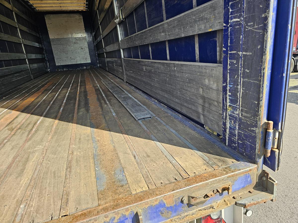 Used 2013 PACTON TBD.122 | SINGLE STEERING AXLE |UNDER SLIDING LOADING LIFT + BATTERIES| DAF DISC| APK /TUV 17-01-2025